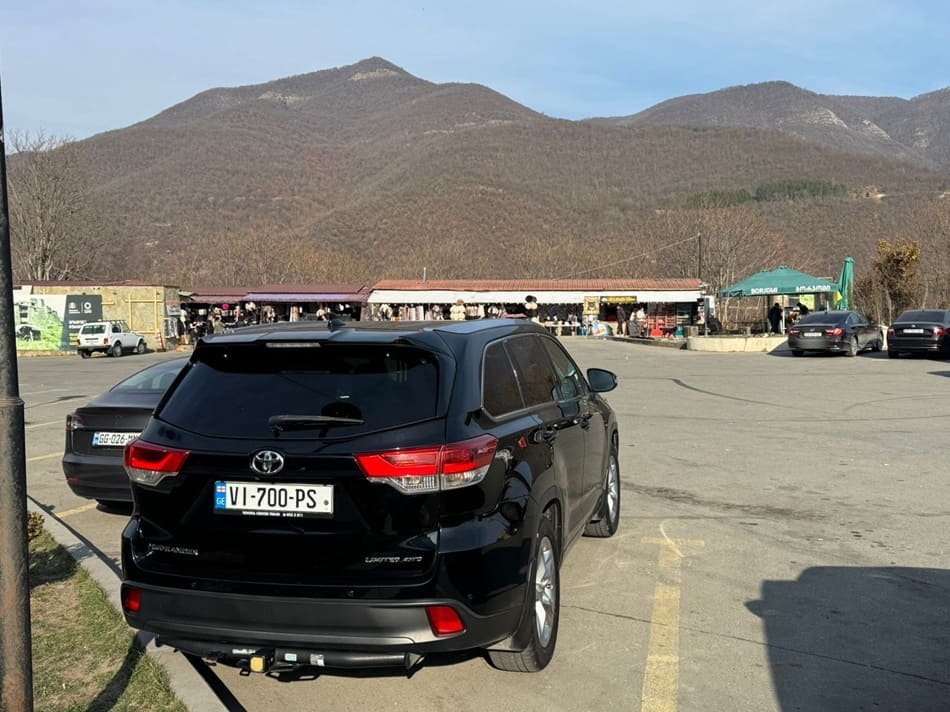 Private SUV transfer to Gudauri
