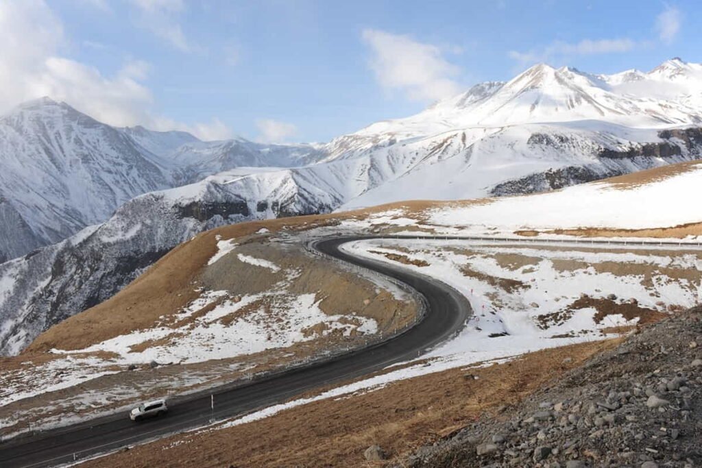 Georgian Military Highway road from Tbilisi Airport to Gudauri
